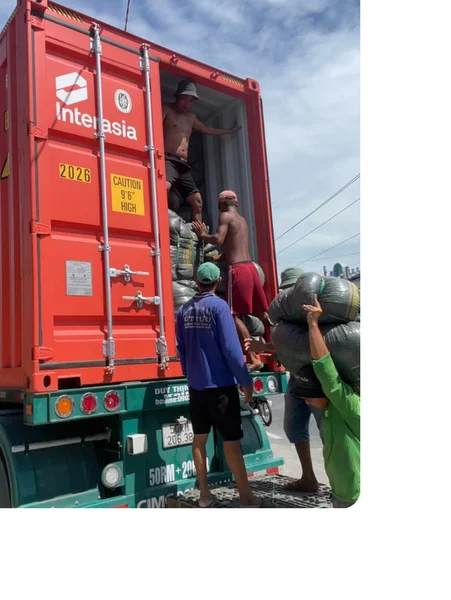 Export container loading
